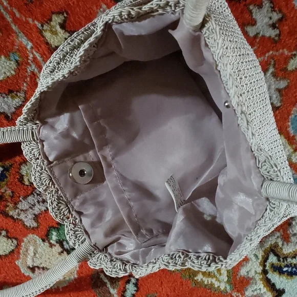 VTG Darling Crochet Handbag - EVC - Picture 7 of 10